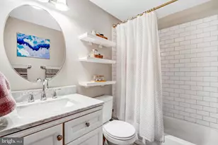 14403 Black Horse Ct, Centreville, VA 20120 - Photo 24