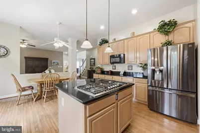 7820 Rose Garden Lane, Springfield, VA 22153 - Photo 24