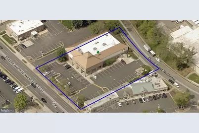 215 Maple Avenue W, Vienna, VA 22180 - Photo 2