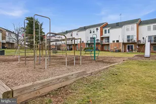 6149 Strasburg Dr, Centreville, VA 20121 - Photo 38