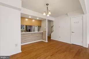 6149 Strasburg Dr, Centreville, VA 20121 - Photo 16