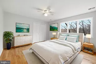 11480 Robert Stephens Dr, Fairfax Station, VA 22039 - Photo 32