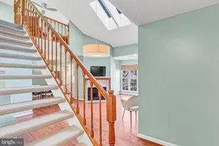 12106 Greenway Ct, Fairfax, VA 22033 - Photo 4