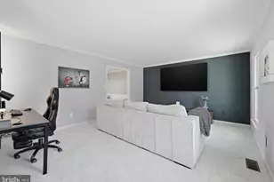 13604 Gladwyn Ct, Chantilly, VA 20151 - Photo 6