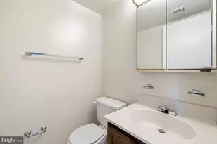 5539 Ridgeton Hill Ct, Fairfax, VA 22032 - Photo 26