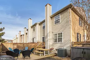 7945 Gunston Woods Pl, Lorton, VA 22079 - Photo 30