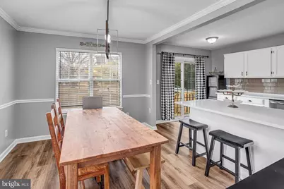 7945 Gunston Woods Place, Lorton, VA 22079 - Photo 6