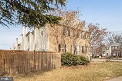 7945 Gunston Woods Place, Lorton, VA 22079 - Photo 32