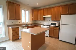 5035 Cool Fountain Ln, Centreville, VA 20120 - Photo 16