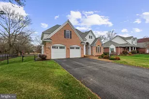 6208 Guilford Dr, Alexandria, VA 22310 - Photo 56