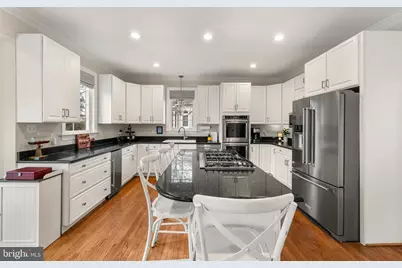 6208 Guilford Drive, Alexandria, VA 22310 - Photo 2