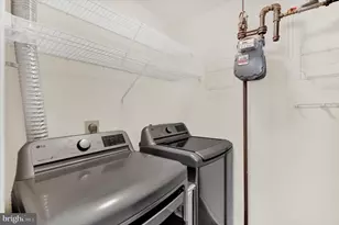 7518 Snowpea Ct, Alexandria, VA 22306 - Photo 12