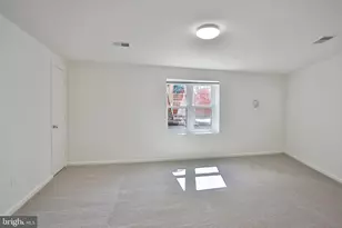 5837 Norham Dr, Alexandria, VA 22315 - Photo 14