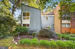 11519 Links Dr, Reston, VA 20190 - Photo 32