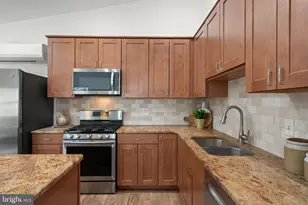 5939 Monticello Rd, Alexandria, VA 22303 - Photo 16