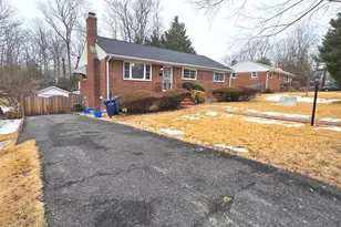 7304 Camp Alger Ave, Falls Church, VA 22042 - Photo 2