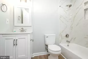 8058 Felecity Ct, Springfield, VA 22153 - Photo 18