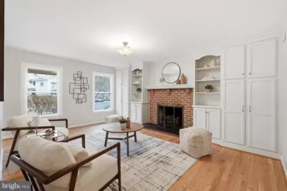 601 Sideling Court NE, Vienna, VA 22180 - Photo 8
