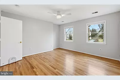 601 Sideling Court NE, Vienna, VA 22180 - Photo 30