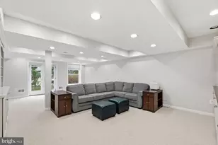 601 Sideling Ct NE, Vienna, VA 22180 - Photo 44