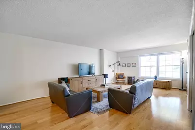 7640 Provincial Drive #204, McLean, VA 22102 - Photo 14