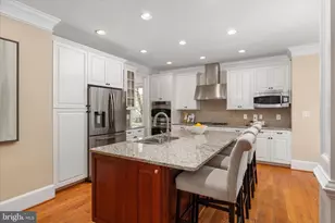 3003 Beechwood Ln, Falls Church, VA 22042 - Photo 4