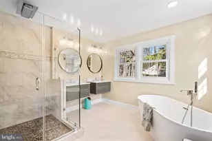 4403 Wakefield Dr, Annandale, VA 22003 - Photo 40