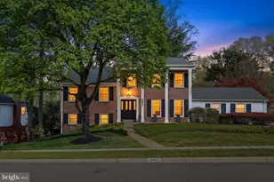 4403 Wakefield Dr, Annandale, VA 22003 - Photo 2