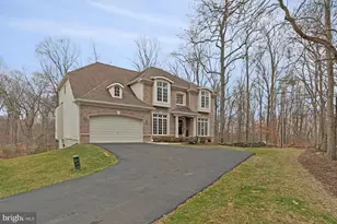 13783 Henry Pond Ct, Chantilly, VA 20151 - Photo 2