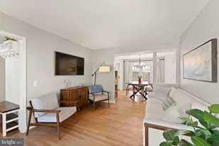 6111 Martins Landing Ct, Burke, VA 22015 - Photo 14