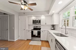 6111 Martins Landing Ct, Burke, VA 22015 - Photo 22