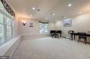 12390 Falkirk Dr, Fairfax, VA 22033 - Photo 56