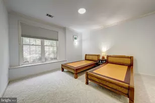 12390 Falkirk Dr, Fairfax, VA 22033 - Photo 54