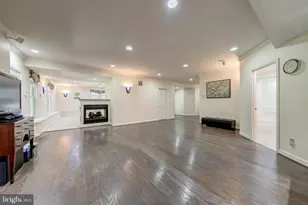 12390 Falkirk Dr, Fairfax, VA 22033 - Photo 48