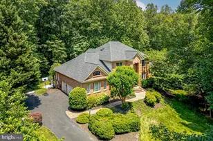 12390 Falkirk Dr, Fairfax, VA 22033 - Photo 6