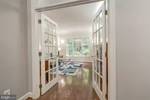 12390 Falkirk Dr, Fairfax, VA 22033 - Photo 34