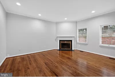 7333 Lewinsville Park Court, McLean, VA 22101 - Photo 4