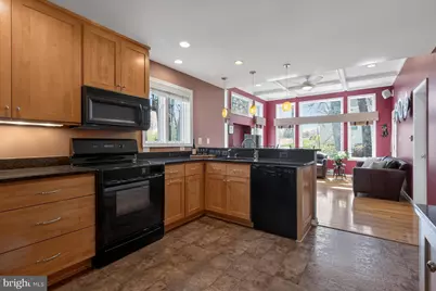 715 Park Street SE, Vienna, VA 22180 - Photo 26