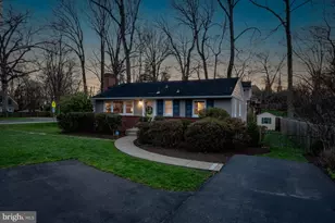 715 Park Street SE, Vienna, VA 22180 - Photo 4