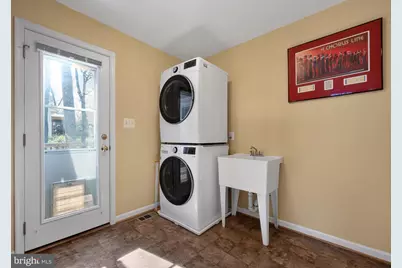 715 Park Street SE, Vienna, VA 22180 - Photo 30