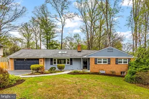 6402 Crosswoods Dr, Falls Church, VA 22044 - Photo 32