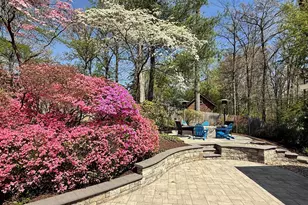 6402 Crosswoods Dr, Falls Church, VA 22044 - Photo 6