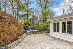 6402 Crosswoods Dr, Falls Church, VA 22044 - Photo 28