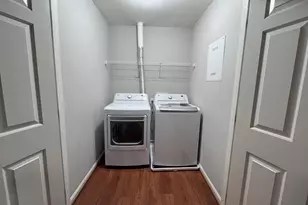 7358 Bloomington Ct, Springfield, VA 22150 - Photo 56