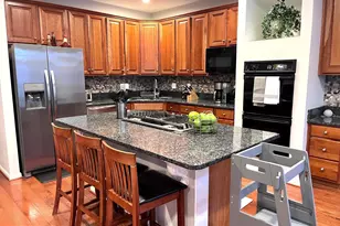 7358 Bloomington Ct, Springfield, VA 22150 - Photo 12