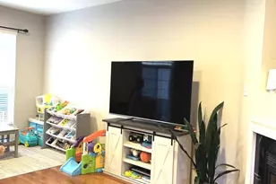 7358 Bloomington Ct, Springfield, VA 22150 - Photo 18