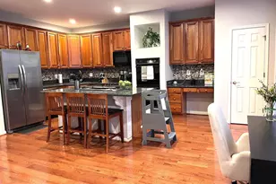 7358 Bloomington Ct, Springfield, VA 22150 - Photo 14