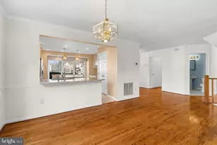 3402 Walnut Hill Ct, Falls Church, VA 22042 - Photo 10