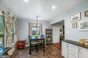 6004 Brookview Dr, Alexandria, VA 22310 - Photo 18