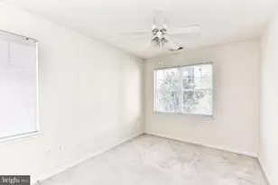 12913 Centre Park Cir, Herndon, VA 20171 - Photo 12